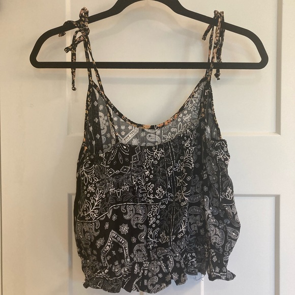Hem & Thread Black Ruffle Tube Top - Picture 8 of 9